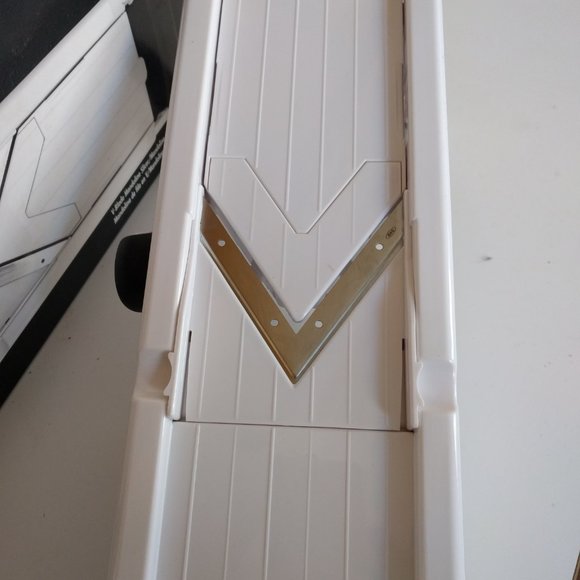 SOLD - OXO - Mandolin slicer - Picture 2 of 12